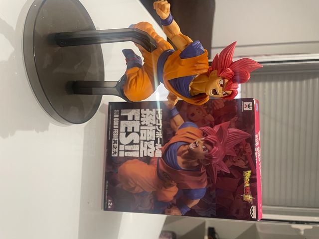 DRAGON BALL Goku Ssj God Figura