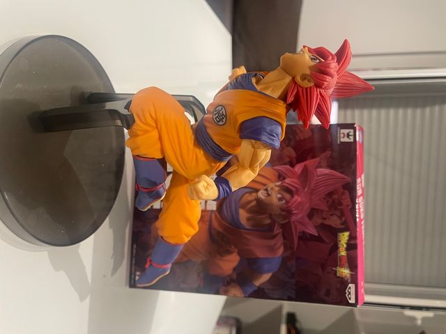 DRAGON BALL Goku Ssj God Figura