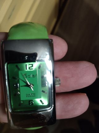 Reloj vintaje mujer color verde 