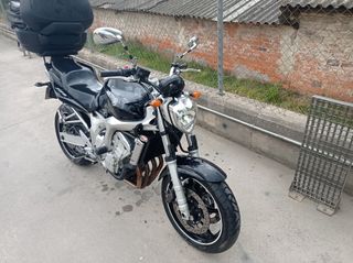 Yamaha FZ6
