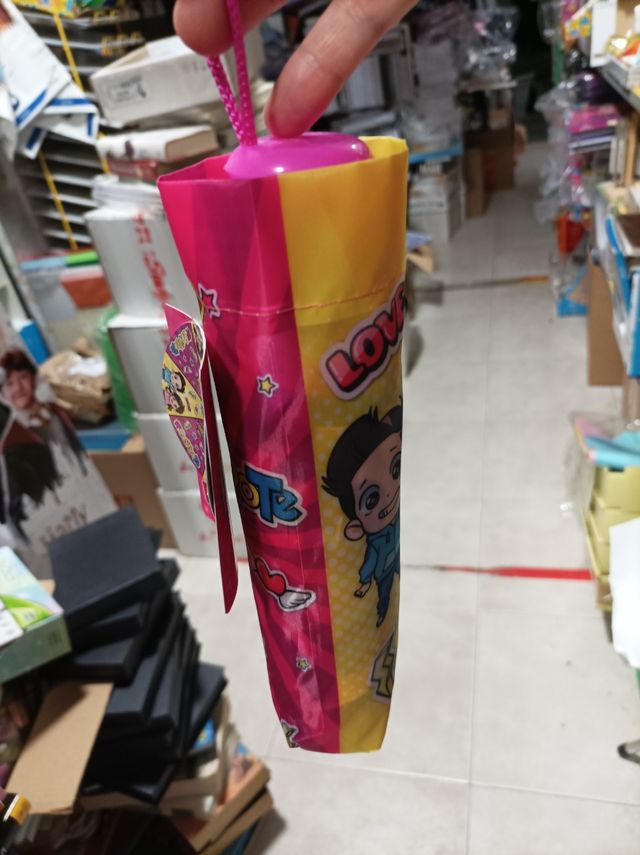 Ombrello richiudibile Me contro Te 