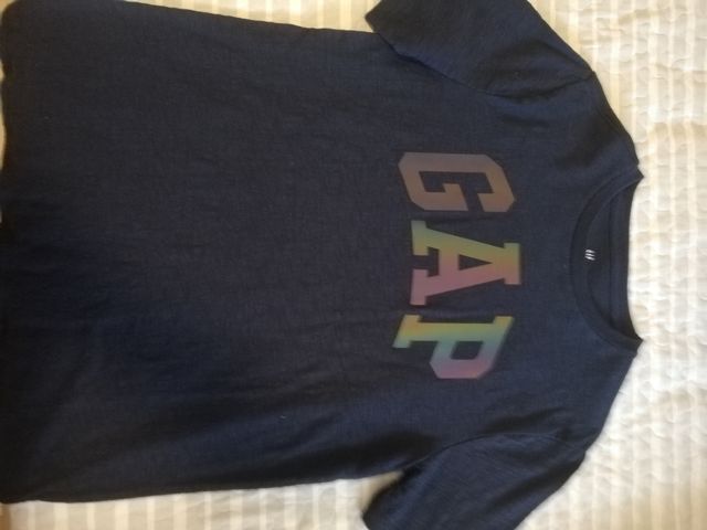 Tres Camisetas Levi's y Gap sin estrenar