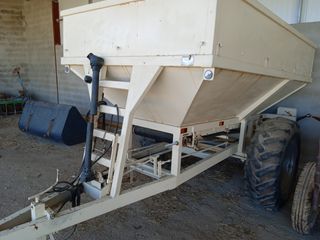 Abonadora arrastrada