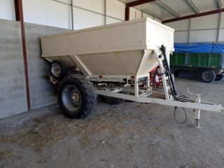 Abonadora arrastrada