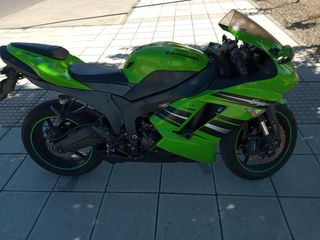 Kawasaki ZX6R