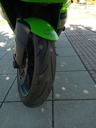 Kawasaki ZX6R