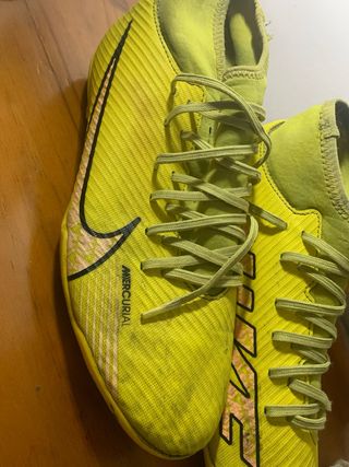 Botas Nike MERCURIAL