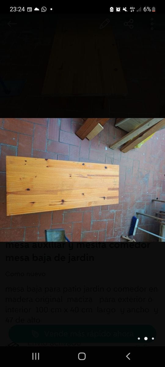 mesa plegable de pared en madera natural