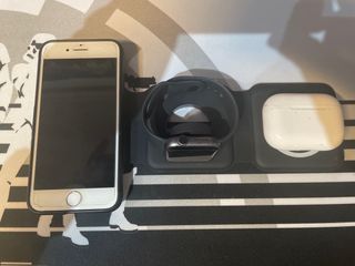 Cargador Inalámbrico 3 En 1  IPhone COLOR BLANCO