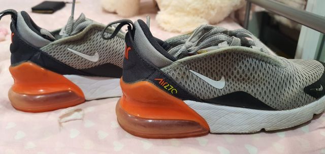 Nike 270. N.33  originales