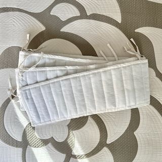 NUEVO Protector / chichonera de cuna de Ikea
