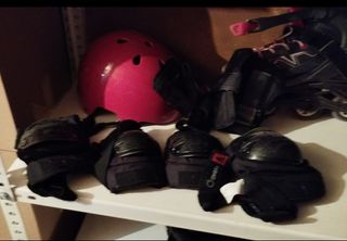 Protecciones y casco patines