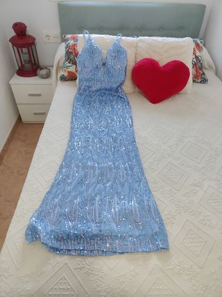 Vestvestido  de lentejuelas precioso 