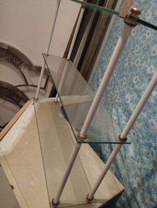 Repisa estantería de tres baldas