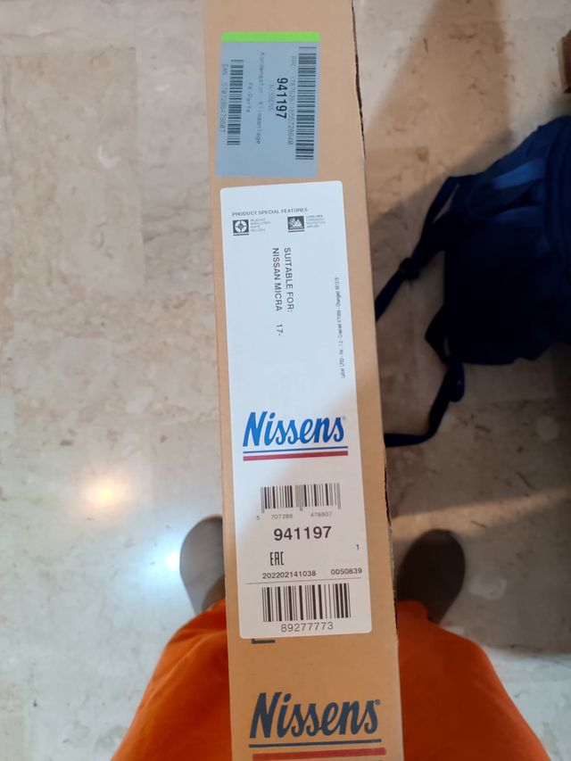 Condensatore climatizzatore auto con essiccatore