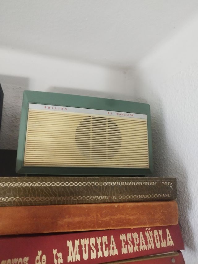 Radios antiguas y Radiocassetes de segunda mano por 1 EUR en Castellón