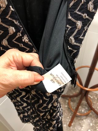 Vestido de fiesta con flecos