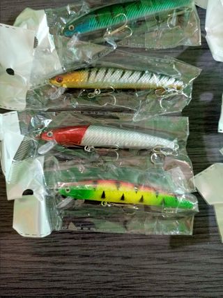 LOTE SEÑUELOS DE PESCA RAPALAS
