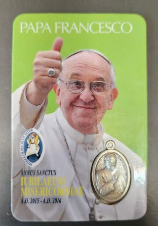 Santino Papa Francesco con Medaglia Immacolata