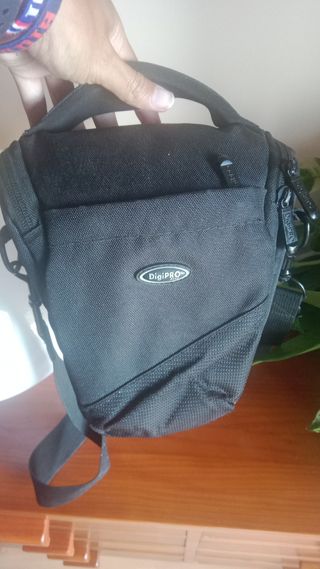 Cámara de fotos Canon EOS 1000D