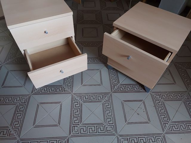 mesillas noche o cajoneras o pequeño sifonier