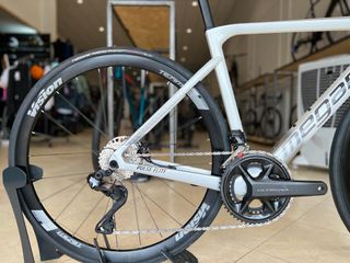 Megamo Pulse Elite 05 SH12 2023/Talla XS, S, M y L