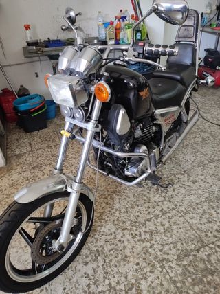 Moto Morini Excalibur 350