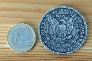 Lote 10 monedas sexys - Anime, manga