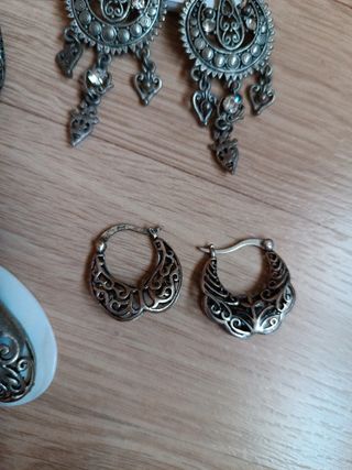 Pendientes largos bisutería
