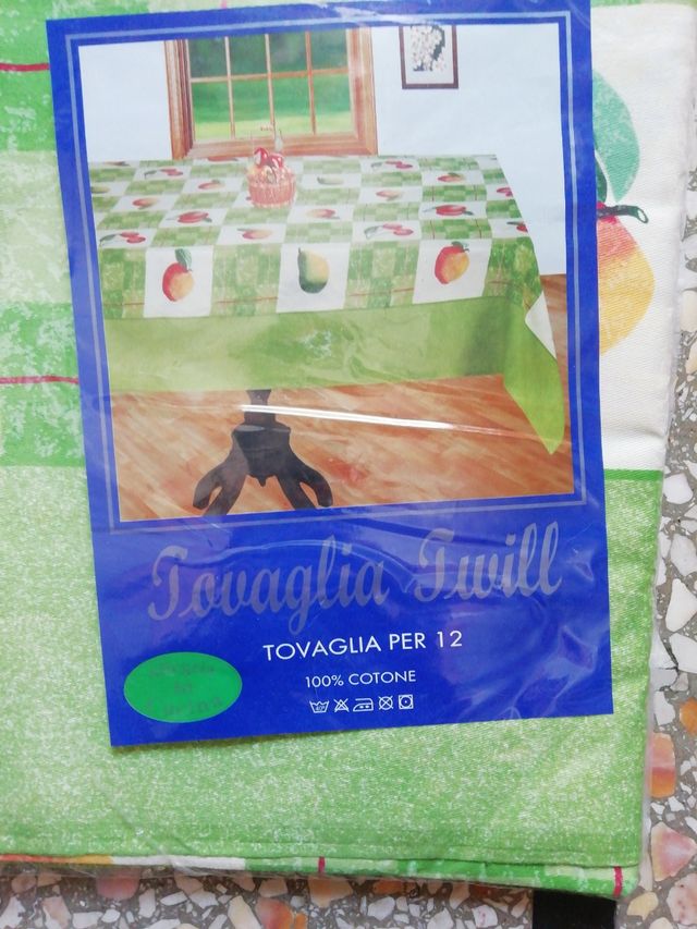 tovaglia da 12 nuova.