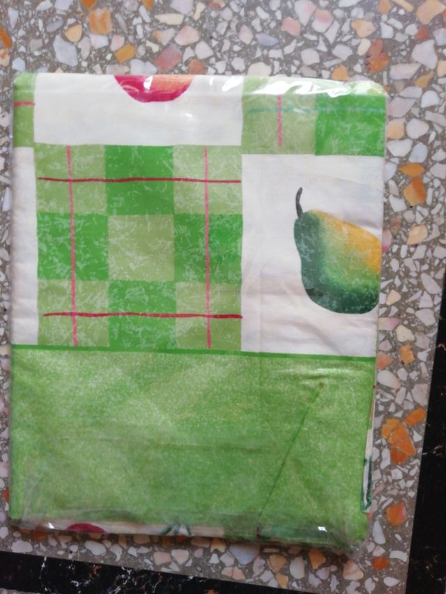 tovaglia da 12 nuova.