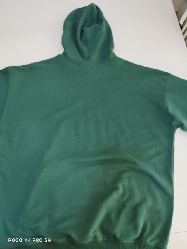 Sudadera verdad capucha Stradivarius