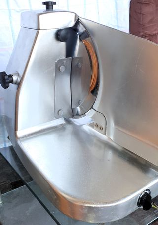 Affettatrice Berkel professionale da macelleria.