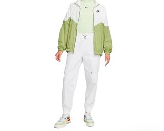 CHAQUETA NIKE SPORTSWEAR WINDRUNNER TALLA 1X