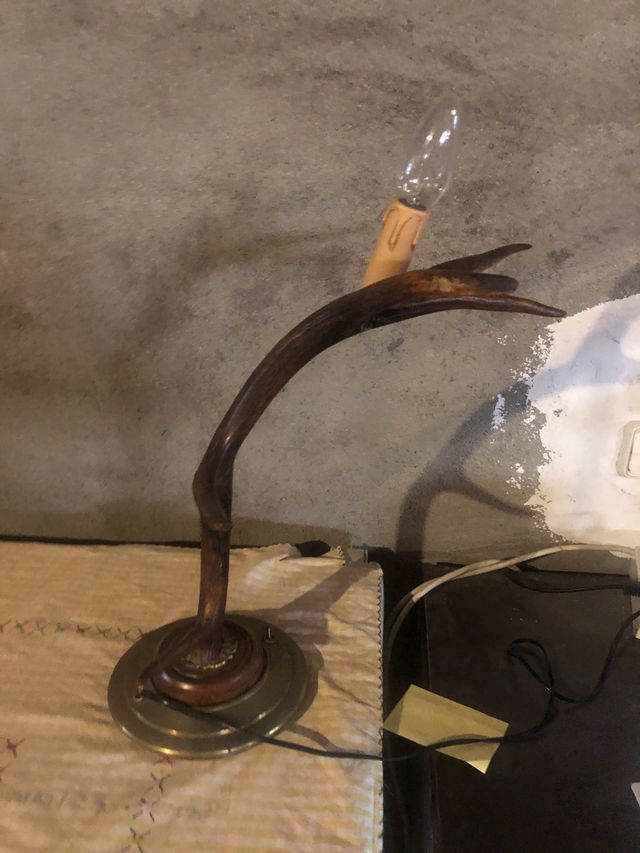 Lámpara artesanal antigua