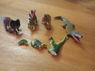 4 Figuras dinosaurios y un cocodrilo puzzles 3D