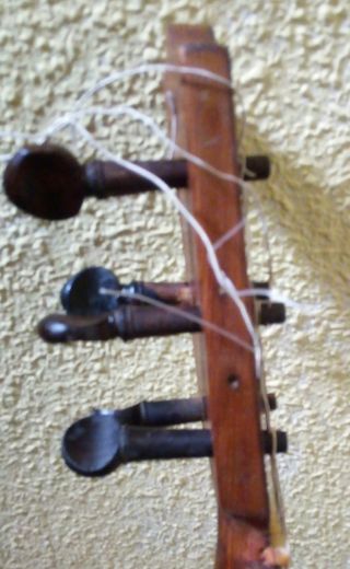 Guitarra Ramirez clavijas palo años 40