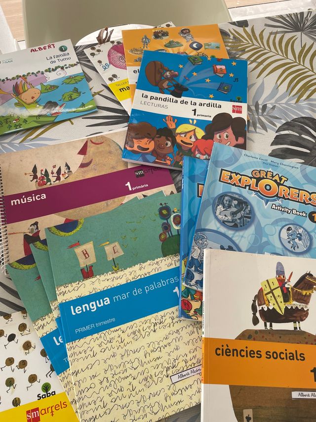Se regalan libros 1 primaria