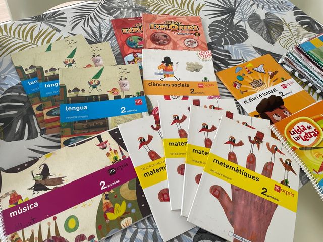 Se regalan libros 2 primaria