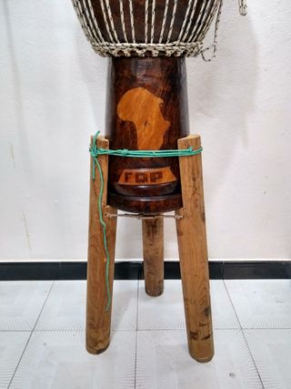 djembe africano grande tambor