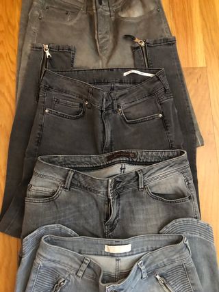 Vaqueros (4) gris/negro. 38. Zara