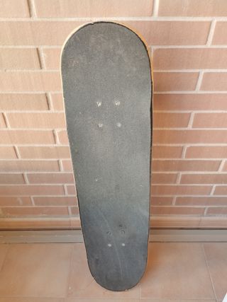 Monopatín skate blanco