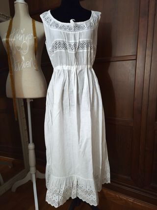 Vestido antiguo romántico 🌼