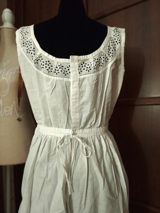 Vestido antiguo romántico 🌼