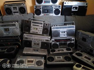 Lote de 5 radio cassettes.