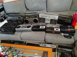 Lote de 5 radio cassettes.
