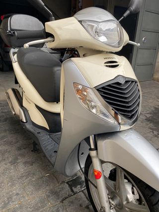 Honda SH150i
