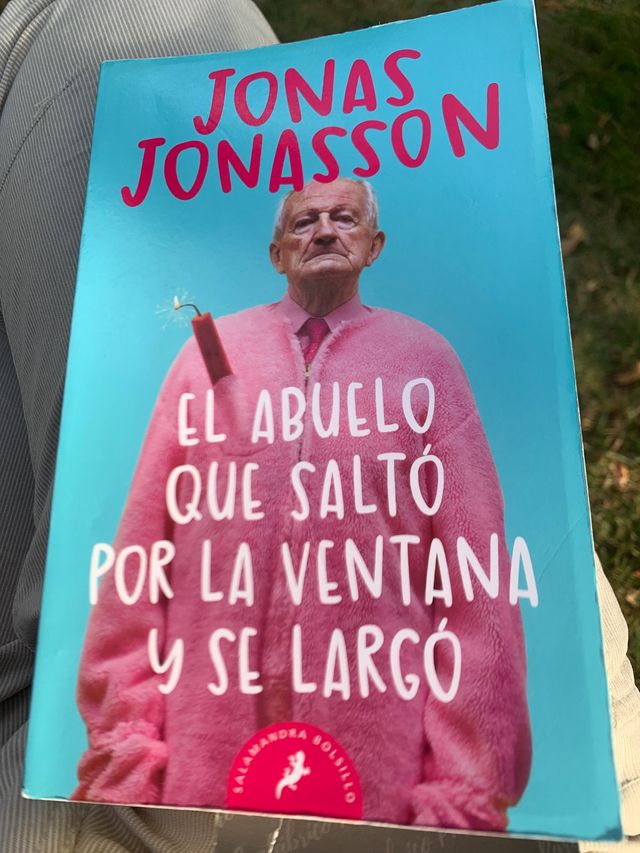 el abuelo que salto por la ventana y se largó