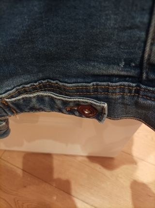 Chaqueta vaquera Cortefiel (precio no negociable)