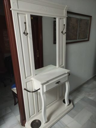 Mueble  paraguero